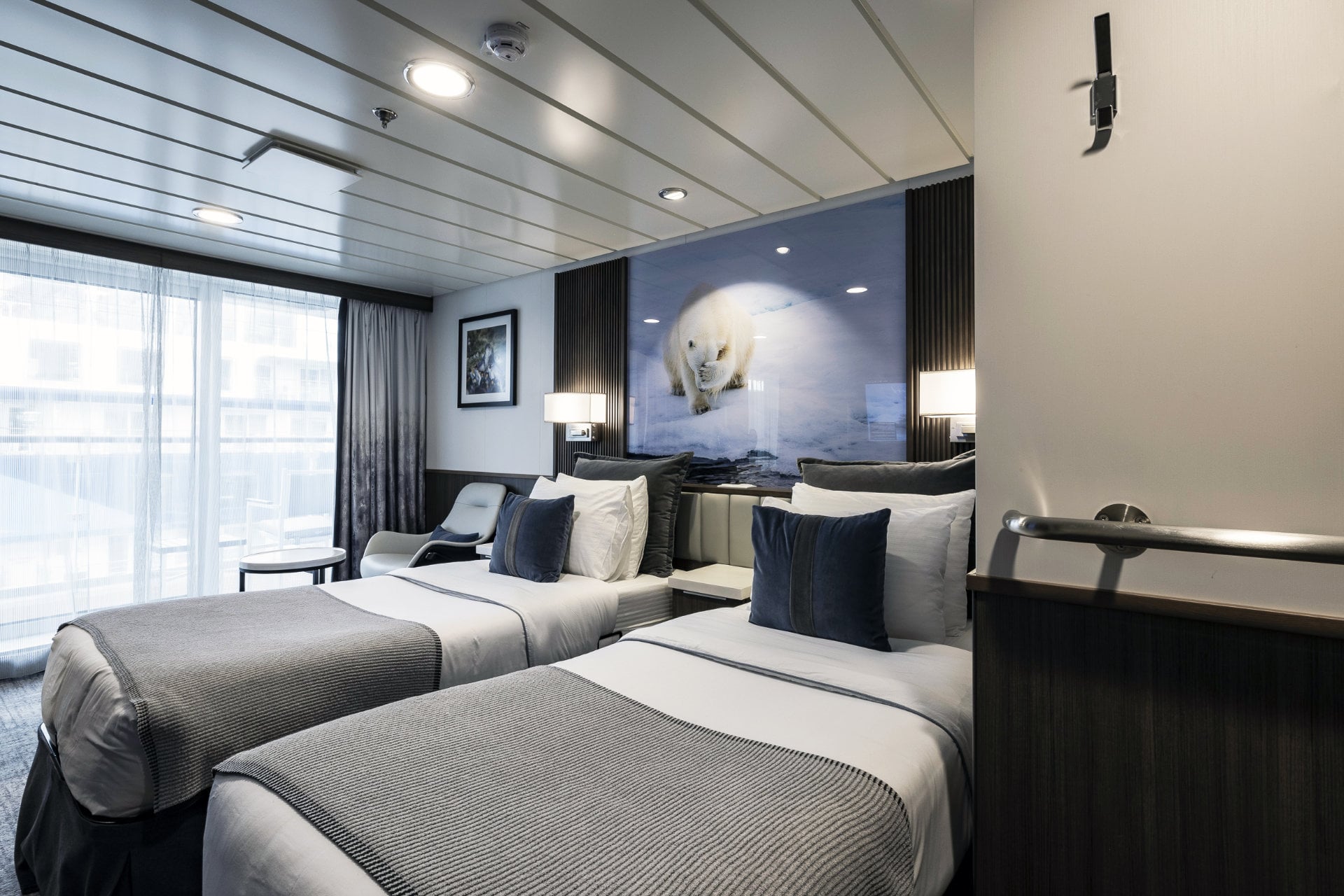 Sylvia-Earle-Balcony-Stateroom-Category-C-601-Richard-IAnson